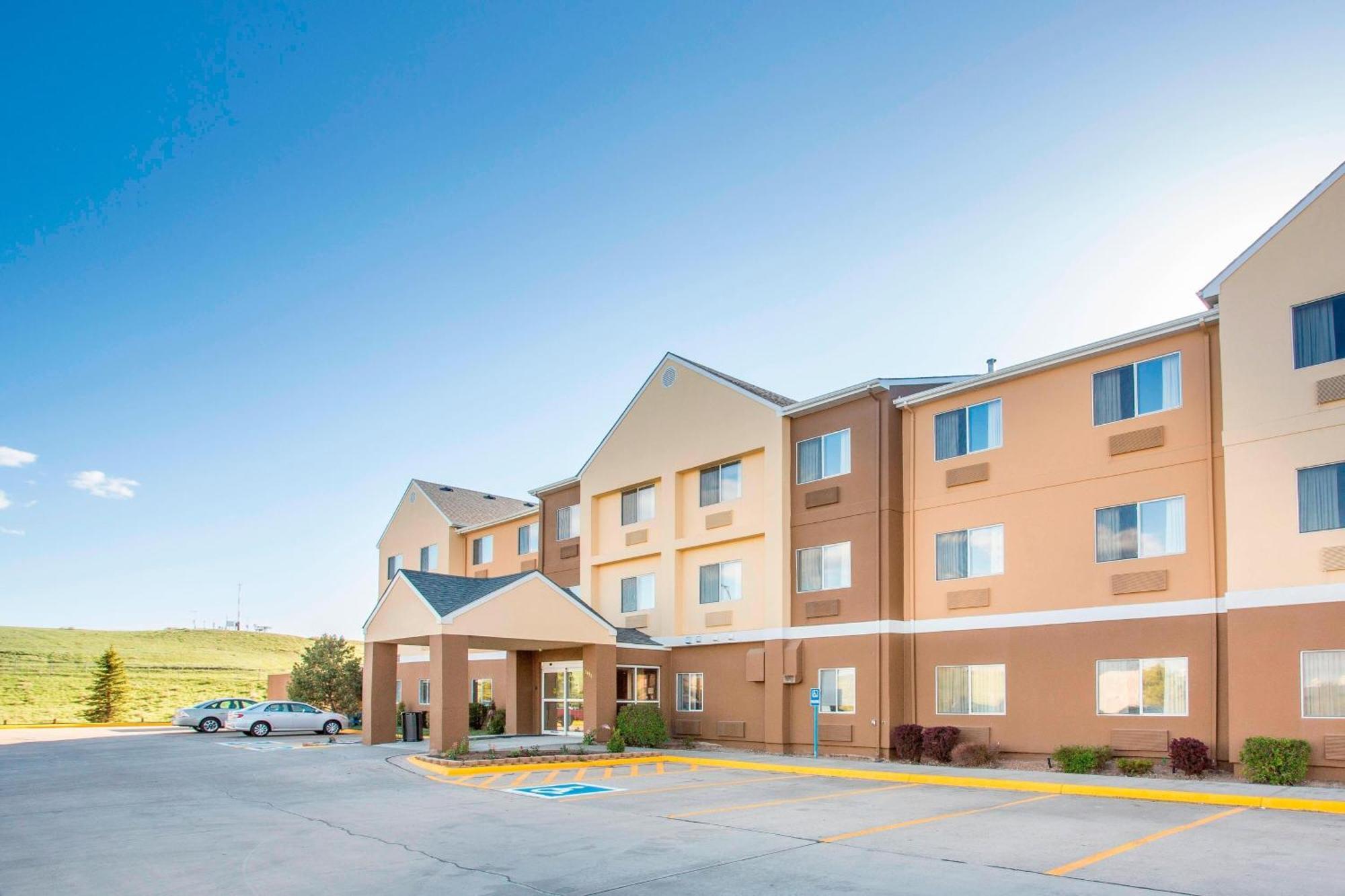 Fairfield Inn & Suites Cheyenne Exterior photo